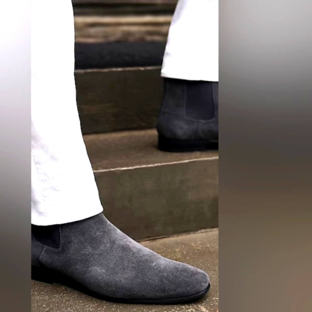 Express grey suede ankle business casual Chelsea boots Sz 8